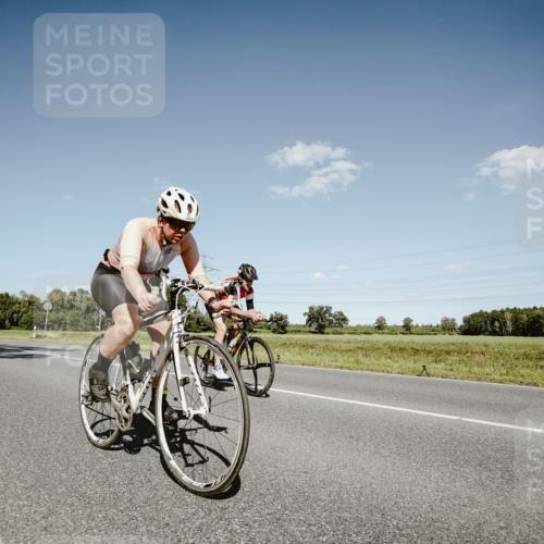 07.09.2025 - 19. Norderstedt Triathlon Michael Burmester http://msf.ph/oto/8853098 07.09.2025 14:42:01 Radfahren 391, 427, 463, 1424, 1488 meine-sportfotos.de
