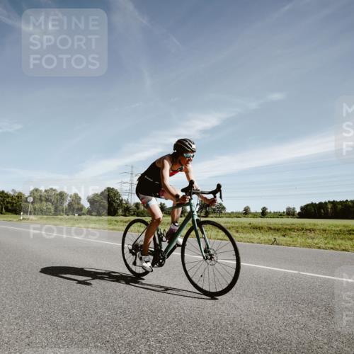 07.09.2025 - 19. Norderstedt Triathlon Michael Burmester http://msf.ph/oto/8853100 07.09.2025 11:44:29 Radfahren 1334 meine-sportfotos.de
