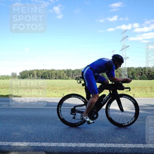 07.09.2025 - 19. Norderstedt Triathlon Michael Burmester http://msf.ph/oto/8853108 07.09.2025 15:59:04 Radfahren 425, 517, 915, 1051, 1065, 1073, 1101, 1562, 1563, 1585 meine-sportfotos.de