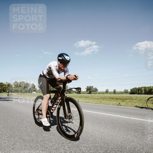 07.09.2025 - 19. Norderstedt Triathlon Michael Burmester http://msf.ph/oto/8853114 07.09.2025 14:42:08 Radfahren 448 meine-sportfotos.de