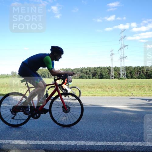 07.09.2025 - 19. Norderstedt Triathlon Michael Burmester http://msf.ph/oto/8853122 07.09.2025 15:59:09 Radfahren 532, 1051, 1065, 1101, 1563 meine-sportfotos.de