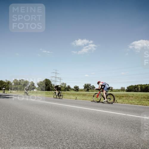 07.09.2025 - 19. Norderstedt Triathlon Michael Burmester http://msf.ph/oto/8853125 07.09.2025 14:42:11 Radfahren 448 meine-sportfotos.de