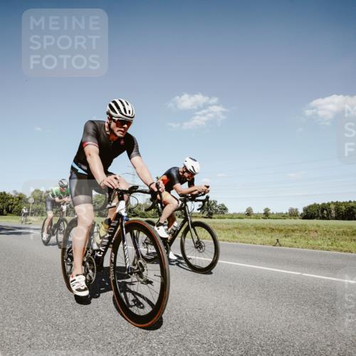 07.09.2025 - 19. Norderstedt Triathlon Michael Burmester http://msf.ph/oto/8853131 07.09.2025 14:42:18 Radfahren 411, 1000, 1491 meine-sportfotos.de