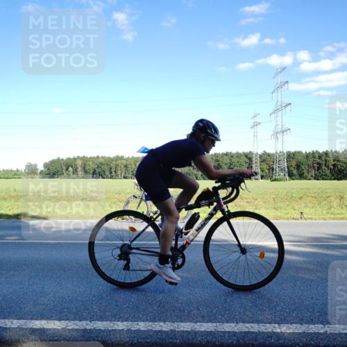07.09.2025 - 19. Norderstedt Triathlon Michael Burmester http://msf.ph/oto/8853132 07.09.2025 15:59:16 Radfahren 548, 875, 912, 1532 meine-sportfotos.de