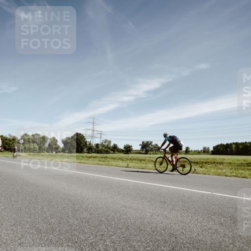 07.09.2025 - 19. Norderstedt Triathlon Michael Burmester http://msf.ph/oto/8853140 07.09.2025 11:44:57 Radfahren 148 meine-sportfotos.de