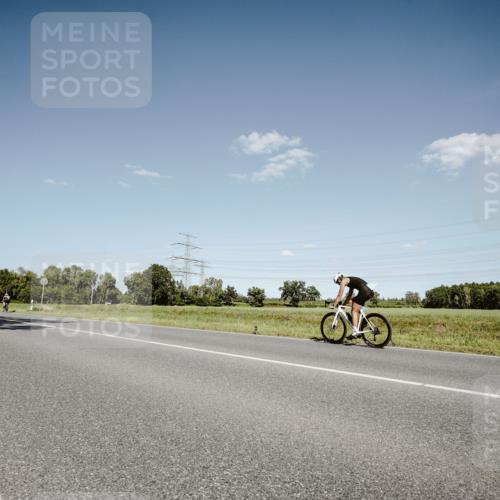 07.09.2025 - 19. Norderstedt Triathlon Michael Burmester http://msf.ph/oto/8853152 07.09.2025 14:42:25 Radfahren  meine-sportfotos.de