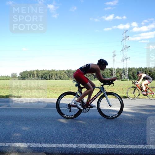 07.09.2025 - 19. Norderstedt Triathlon Michael Burmester http://msf.ph/oto/8853157 07.09.2025 15:59:26 Radfahren 1531, 1533, 1558 meine-sportfotos.de