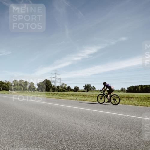 07.09.2025 - 19. Norderstedt Triathlon Michael Burmester http://msf.ph/oto/8853161 07.09.2025 11:45:13 Radfahren 1217 meine-sportfotos.de