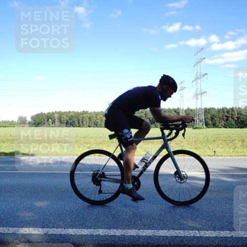 07.09.2025 - 19. Norderstedt Triathlon Michael Burmester http://msf.ph/oto/8853165 07.09.2025 15:59:28 Radfahren 498, 1045, 1531, 1533, 1558 meine-sportfotos.de