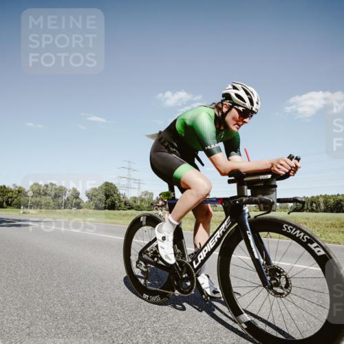 07.09.2025 - 19. Norderstedt Triathlon Michael Burmester http://msf.ph/oto/8853166 07.09.2025 14:42:36 Radfahren 452, 984, 1492, 1495 meine-sportfotos.de