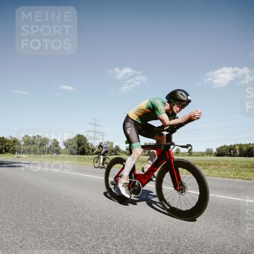 07.09.2025 - 19. Norderstedt Triathlon Michael Burmester http://msf.ph/oto/8853184 07.09.2025 14:42:54 Radfahren 1408, 1457, 1502 meine-sportfotos.de