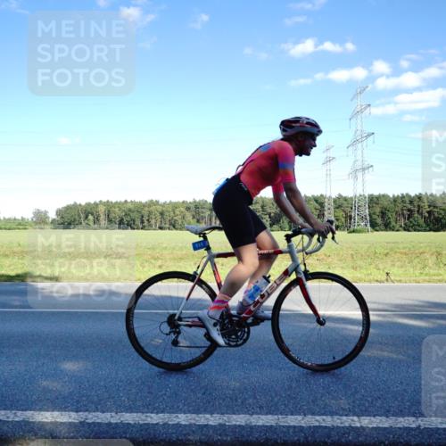 07.09.2025 - 19. Norderstedt Triathlon Michael Burmester http://msf.ph/oto/8853197 07.09.2025 15:59:44 Radfahren 914 meine-sportfotos.de