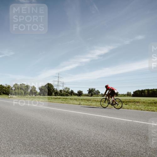 07.09.2025 - 19. Norderstedt Triathlon Michael Burmester http://msf.ph/oto/8853217 07.09.2025 11:46:16 Radfahren 862 meine-sportfotos.de