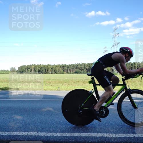 07.09.2025 - 19. Norderstedt Triathlon Michael Burmester http://msf.ph/oto/8853234 07.09.2025 16:00:12 Radfahren 1526, 1626, 1629 meine-sportfotos.de