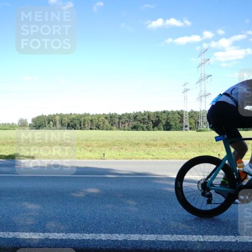 07.09.2025 - 19. Norderstedt Triathlon Michael Burmester http://msf.ph/oto/8853250 07.09.2025 16:00:22 Radfahren 516, 1082, 1412 meine-sportfotos.de