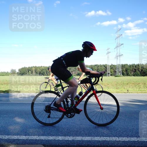 07.09.2025 - 19. Norderstedt Triathlon Michael Burmester http://msf.ph/oto/8853253 07.09.2025 16:00:24 Radfahren 405, 516, 1082, 1412 meine-sportfotos.de