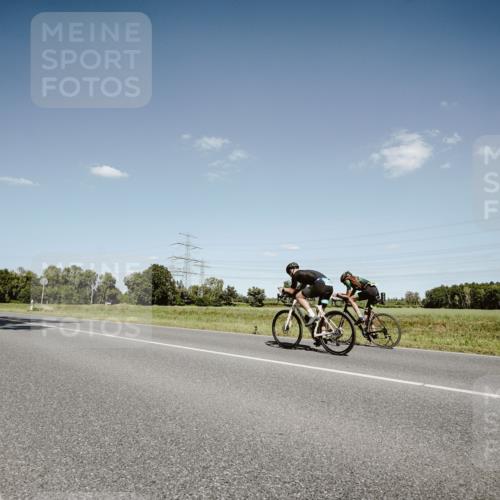 07.09.2025 - 19. Norderstedt Triathlon Michael Burmester http://msf.ph/oto/8853267 07.09.2025 14:43:43 Radfahren 408 meine-sportfotos.de