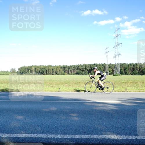 07.09.2025 - 19. Norderstedt Triathlon Michael Burmester http://msf.ph/oto/8853275 07.09.2025 16:00:35 Radfahren 528, 539, 1522, 1590, 1613 meine-sportfotos.de