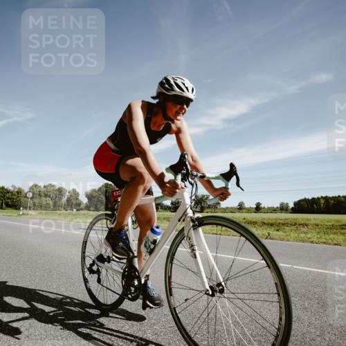 07.09.2025 - 19. Norderstedt Triathlon Michael Burmester http://msf.ph/oto/8853276 07.09.2025 11:46:52 Radfahren 736, 1258, 1333 meine-sportfotos.de