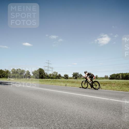 07.09.2025 - 19. Norderstedt Triathlon Michael Burmester http://msf.ph/oto/8853278 07.09.2025 14:43:49 Radfahren 408, 1505 meine-sportfotos.de