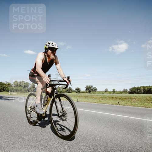 07.09.2025 - 19. Norderstedt Triathlon Michael Burmester http://msf.ph/oto/8853284 07.09.2025 14:44:00 Radfahren 395, 1005 meine-sportfotos.de