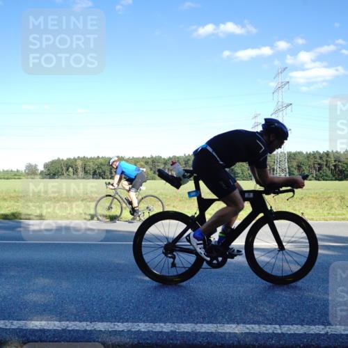 07.09.2025 - 19. Norderstedt Triathlon Michael Burmester http://msf.ph/oto/8853285 07.09.2025 16:00:40 Radfahren 527, 528, 868, 1600 meine-sportfotos.de