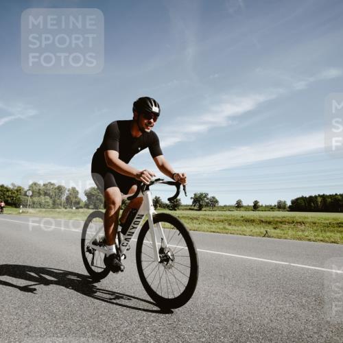 07.09.2025 - 19. Norderstedt Triathlon Michael Burmester http://msf.ph/oto/8853290 07.09.2025 11:47:21 Radfahren 191 meine-sportfotos.de