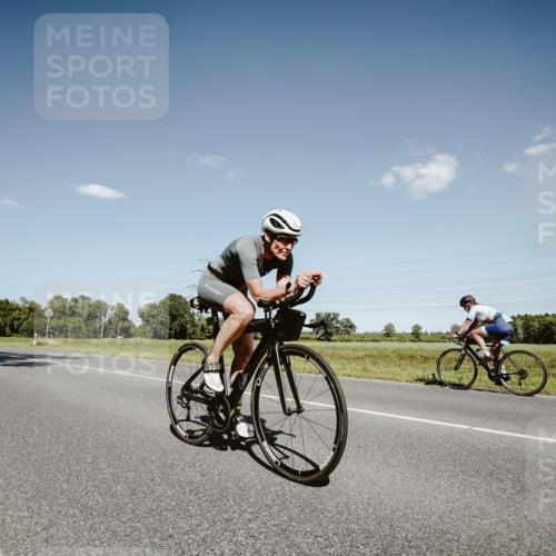 07.09.2025 - 19. Norderstedt Triathlon Michael Burmester http://msf.ph/oto/8853315 07.09.2025 14:44:19 Radfahren 967, 1032, 1508 meine-sportfotos.de
