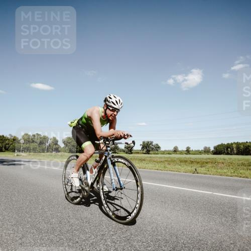 07.09.2025 - 19. Norderstedt Triathlon Michael Burmester http://msf.ph/oto/8853325 07.09.2025 14:44:32 Radfahren 473 meine-sportfotos.de