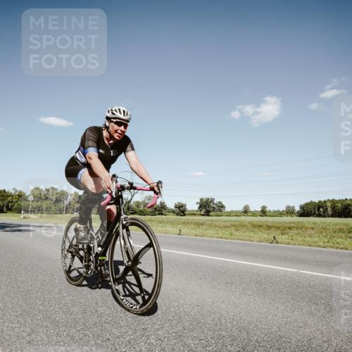 07.09.2025 - 19. Norderstedt Triathlon Michael Burmester http://msf.ph/oto/8853329 07.09.2025 14:44:40 Radfahren 987, 1509 meine-sportfotos.de