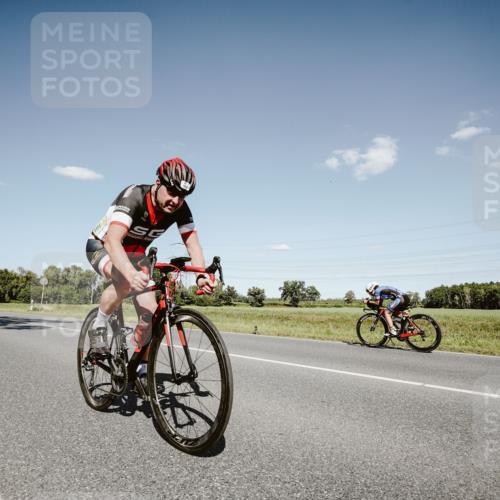 07.09.2025 - 19. Norderstedt Triathlon Michael Burmester http://msf.ph/oto/8853332 07.09.2025 14:44:43 Radfahren 987, 1509 meine-sportfotos.de