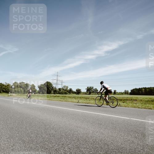 07.09.2025 - 19. Norderstedt Triathlon Michael Burmester http://msf.ph/oto/8853334 07.09.2025 11:47:50 Radfahren 795 meine-sportfotos.de