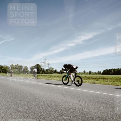 07.09.2025 - 19. Norderstedt Triathlon Michael Burmester http://msf.ph/oto/8853338 07.09.2025 11:47:51 Radfahren 795 meine-sportfotos.de
