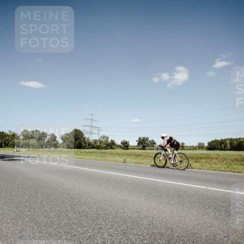 07.09.2025 - 19. Norderstedt Triathlon Michael Burmester http://msf.ph/oto/8853364 07.09.2025 14:45:02 Radfahren 369 meine-sportfotos.de
