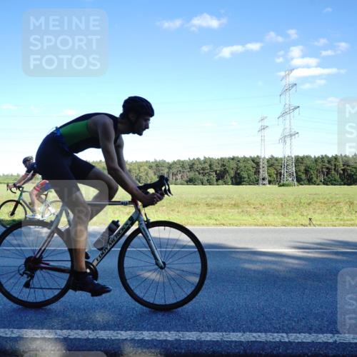 07.09.2025 - 19. Norderstedt Triathlon Michael Burmester http://msf.ph/oto/8853365 07.09.2025 16:01:35 Radfahren 885, 913, 1476 meine-sportfotos.de