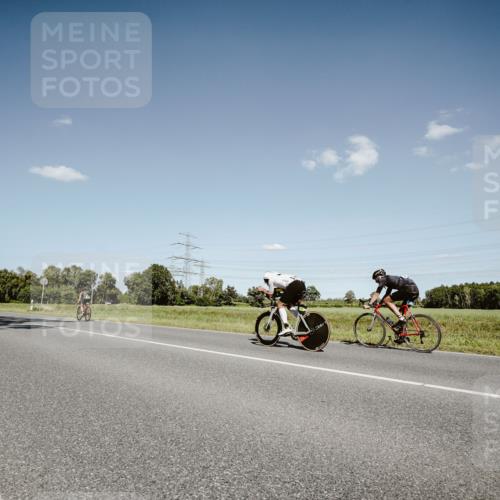 07.09.2025 - 19. Norderstedt Triathlon Michael Burmester http://msf.ph/oto/8853371 07.09.2025 14:45:16 Radfahren 390 meine-sportfotos.de