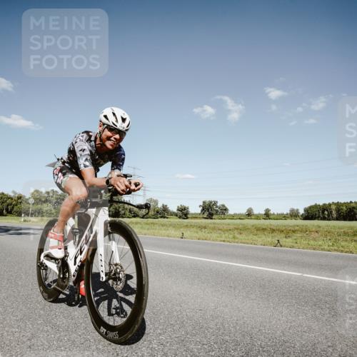 07.09.2025 - 19. Norderstedt Triathlon Michael Burmester http://msf.ph/oto/8853442 07.09.2025 14:46:18 Radfahren 1439 meine-sportfotos.de