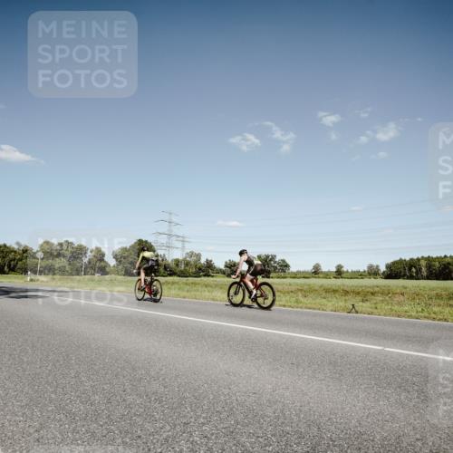 07.09.2025 - 19. Norderstedt Triathlon Michael Burmester http://msf.ph/oto/8853467 07.09.2025 14:46:42 Radfahren 377 meine-sportfotos.de