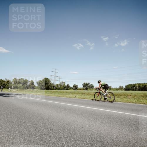 07.09.2025 - 19. Norderstedt Triathlon Michael Burmester http://msf.ph/oto/8853474 07.09.2025 14:46:49 Radfahren  meine-sportfotos.de