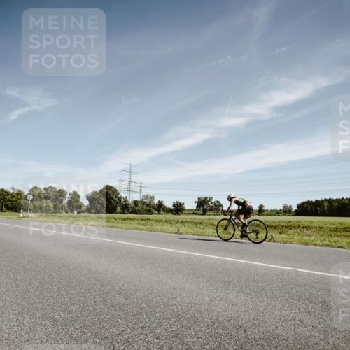 07.09.2025 - 19. Norderstedt Triathlon Michael Burmester http://msf.ph/oto/8853476 07.09.2025 11:50:04 Radfahren  meine-sportfotos.de