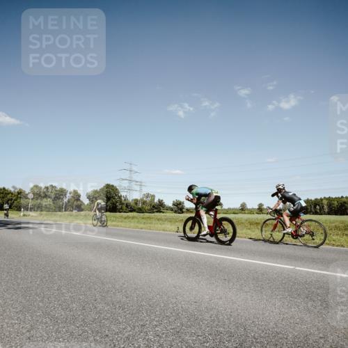 07.09.2025 - 19. Norderstedt Triathlon Michael Burmester http://msf.ph/oto/8853491 07.09.2025 14:46:58 Radfahren  meine-sportfotos.de