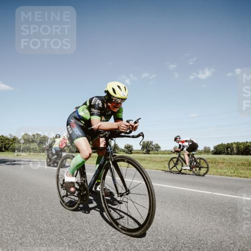 07.09.2025 - 19. Norderstedt Triathlon Michael Burmester http://msf.ph/oto/8853499 07.09.2025 14:47:08 Radfahren 1480 meine-sportfotos.de