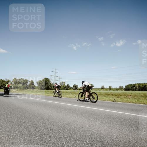 07.09.2025 - 19. Norderstedt Triathlon Michael Burmester http://msf.ph/oto/8853503 07.09.2025 14:47:08 Radfahren 1480 meine-sportfotos.de