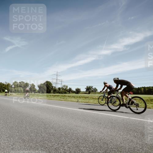 07.09.2025 - 19. Norderstedt Triathlon Michael Burmester http://msf.ph/oto/8853519 07.09.2025 11:50:44 Radfahren 149, 278 meine-sportfotos.de