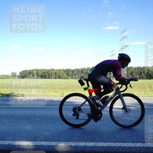 07.09.2025 - 19. Norderstedt Triathlon Michael Burmester http://msf.ph/oto/8853541 07.09.2025 16:03:32 Radfahren 371, 942, 1052, 1079, 1097, 1612 meine-sportfotos.de