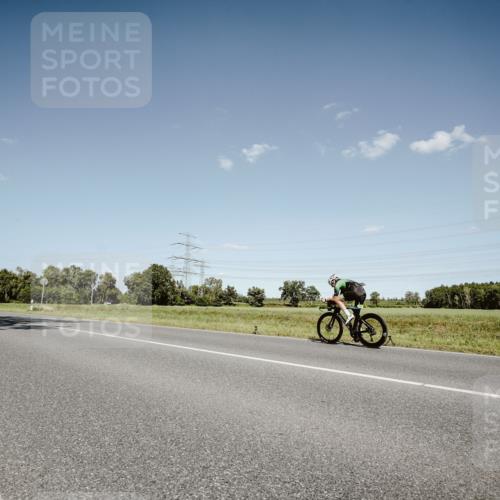07.09.2025 - 19. Norderstedt Triathlon Michael Burmester http://msf.ph/oto/8853562 07.09.2025 14:47:52 Radfahren 1406, 1500 meine-sportfotos.de