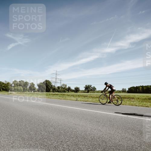 07.09.2025 - 19. Norderstedt Triathlon Michael Burmester http://msf.ph/oto/8853564 07.09.2025 11:51:37 Radfahren  meine-sportfotos.de