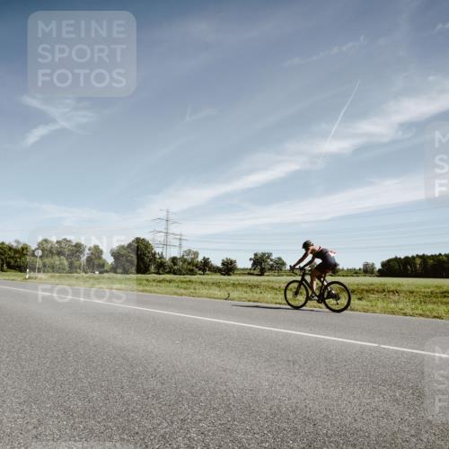 07.09.2025 - 19. Norderstedt Triathlon Michael Burmester http://msf.ph/oto/8853606 07.09.2025 11:52:05 Radfahren  meine-sportfotos.de