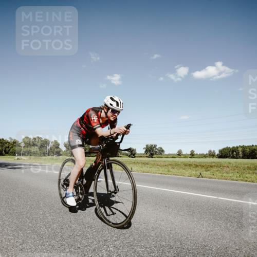 07.09.2025 - 19. Norderstedt Triathlon Michael Burmester http://msf.ph/oto/8853611 07.09.2025 14:48:35 Radfahren 439, 1456, 1485 meine-sportfotos.de