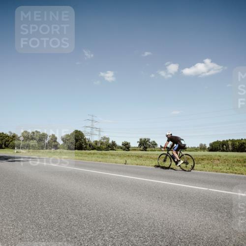 07.09.2025 - 19. Norderstedt Triathlon Michael Burmester http://msf.ph/oto/8853614 07.09.2025 14:48:40 Radfahren  meine-sportfotos.de